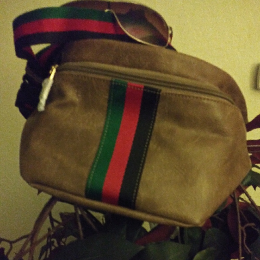 Vegan purse